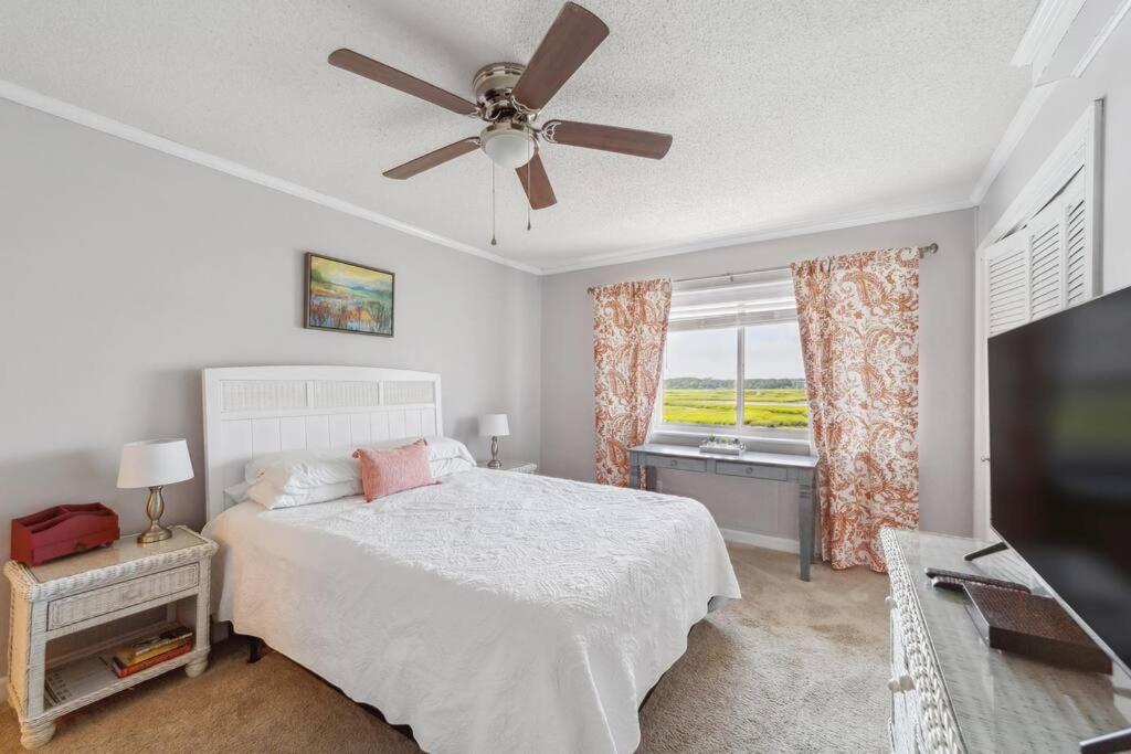 Right Across Beach Pool View Private Balcony By Zen Living Short Term Rental Myrtle Beach Buitenkant foto