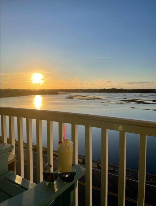 Right Across Beach Pool View Private Balcony By Zen Living Short Term Rental Myrtle Beach Buitenkant foto